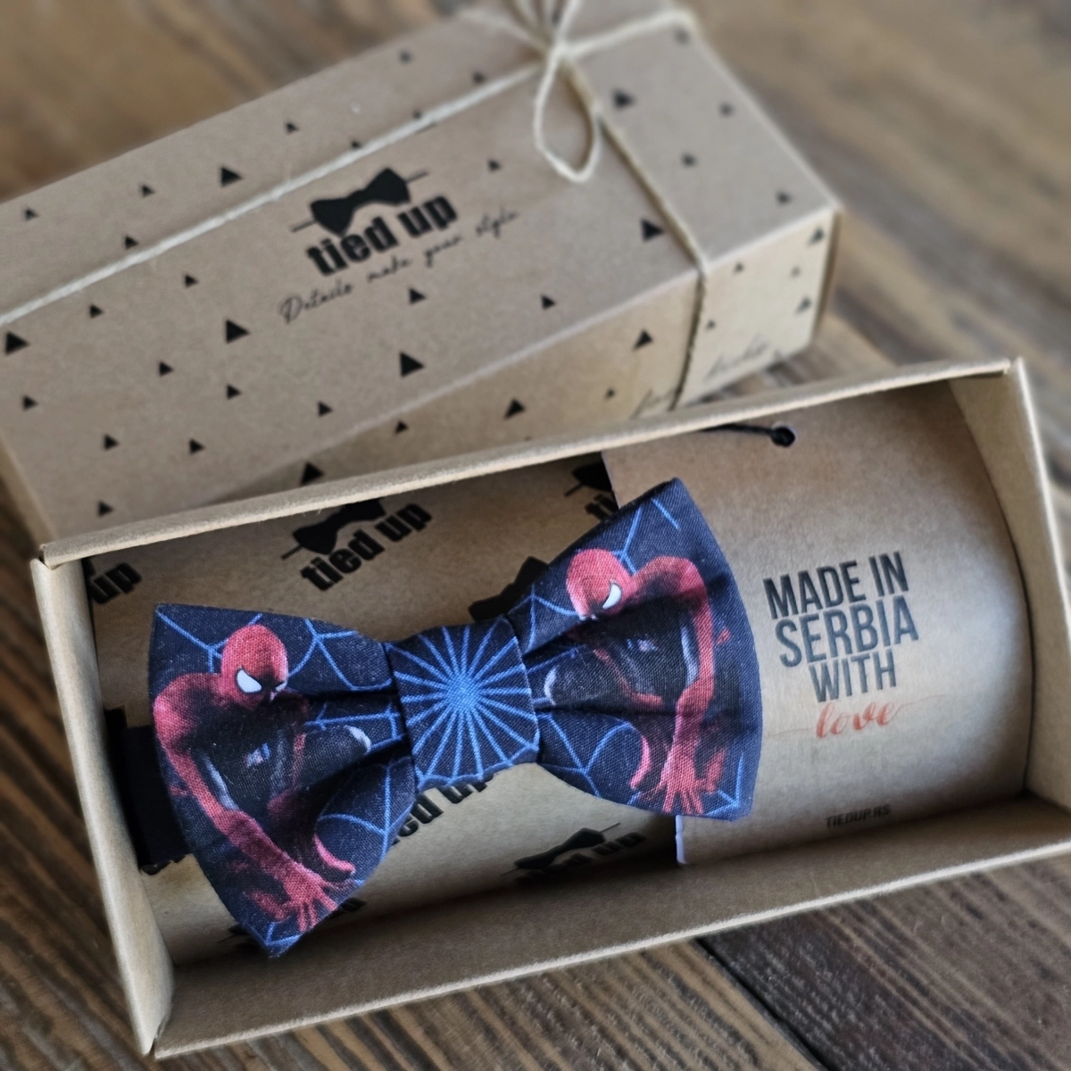 Dečija teget Spiderman leptir mašna