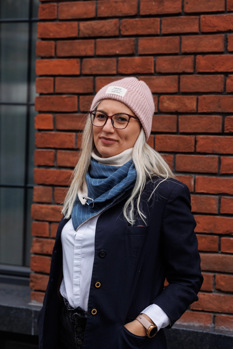 TIED UP CASUAL - UNISEX ŠAL 75